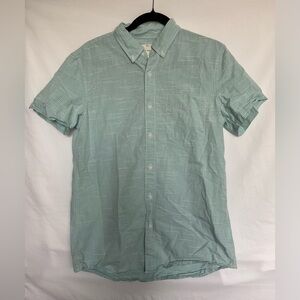 American Eagle Outfitters Green Lightweight Casual Shirt